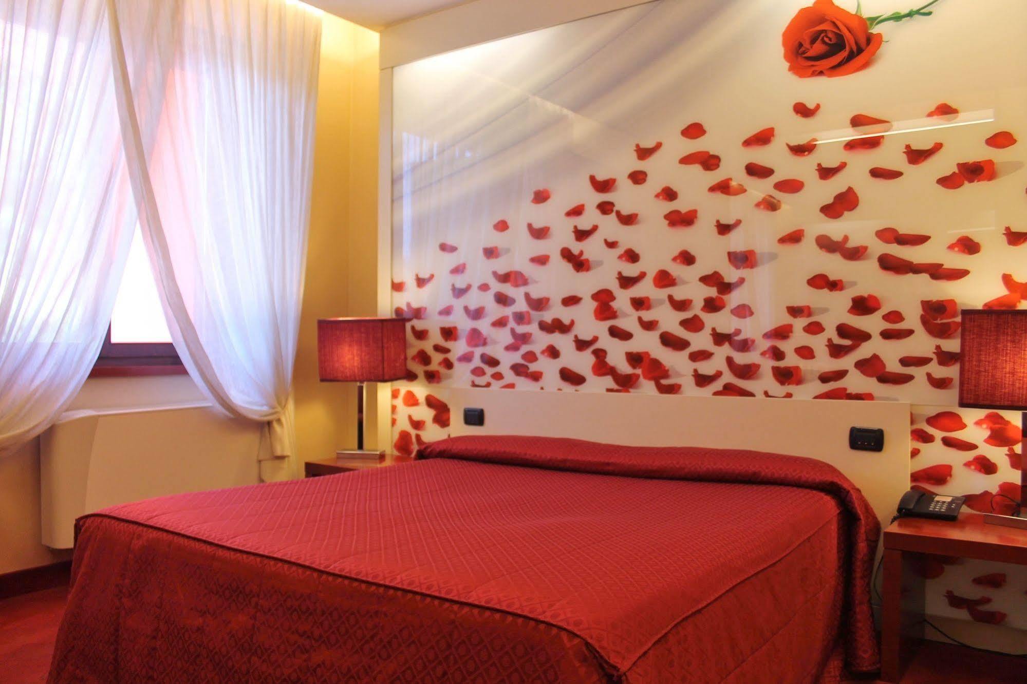 Hotel Sirio Medolago Esterno foto